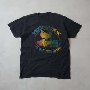 Woodstock Peace Love Music T-Shirt Mens Medium Black Rainbow Graphic Tee